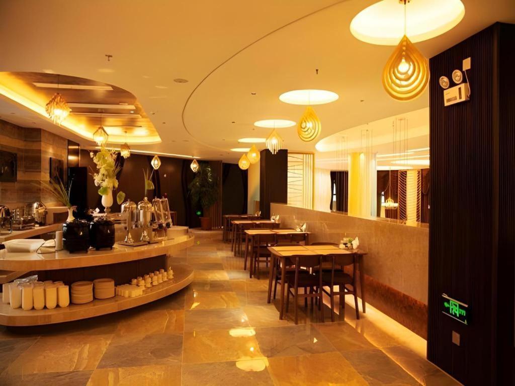 Jinjiang Metropolo Hotel - Liyang Tianmu Lake Changzhou  Exterior photo