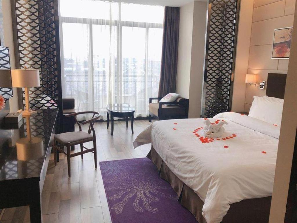 Jinjiang Metropolo Hotel - Liyang Tianmu Lake Changzhou  Exterior photo